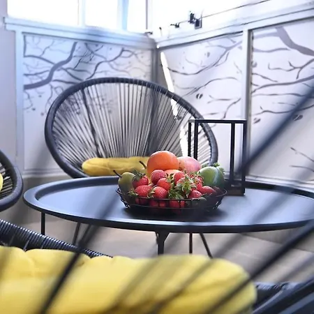 Sunny Downtown Apartment Skopje